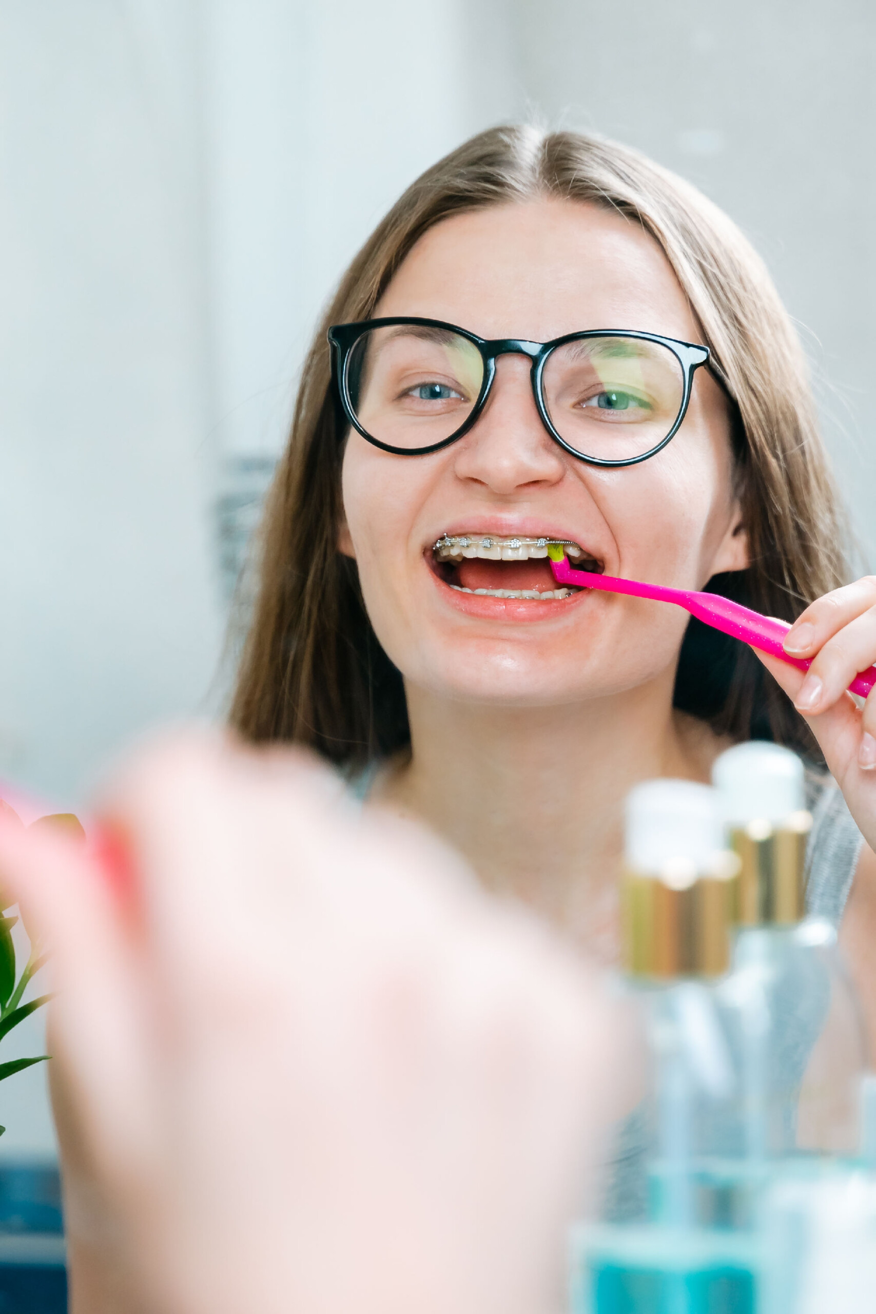 Szczoteczka do aparatu ortodontycznego – jaką wybrać?